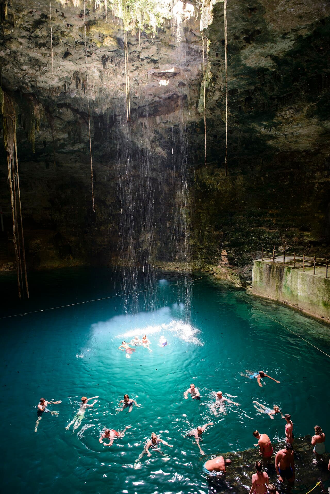 Cenote El Pit (The Pit)